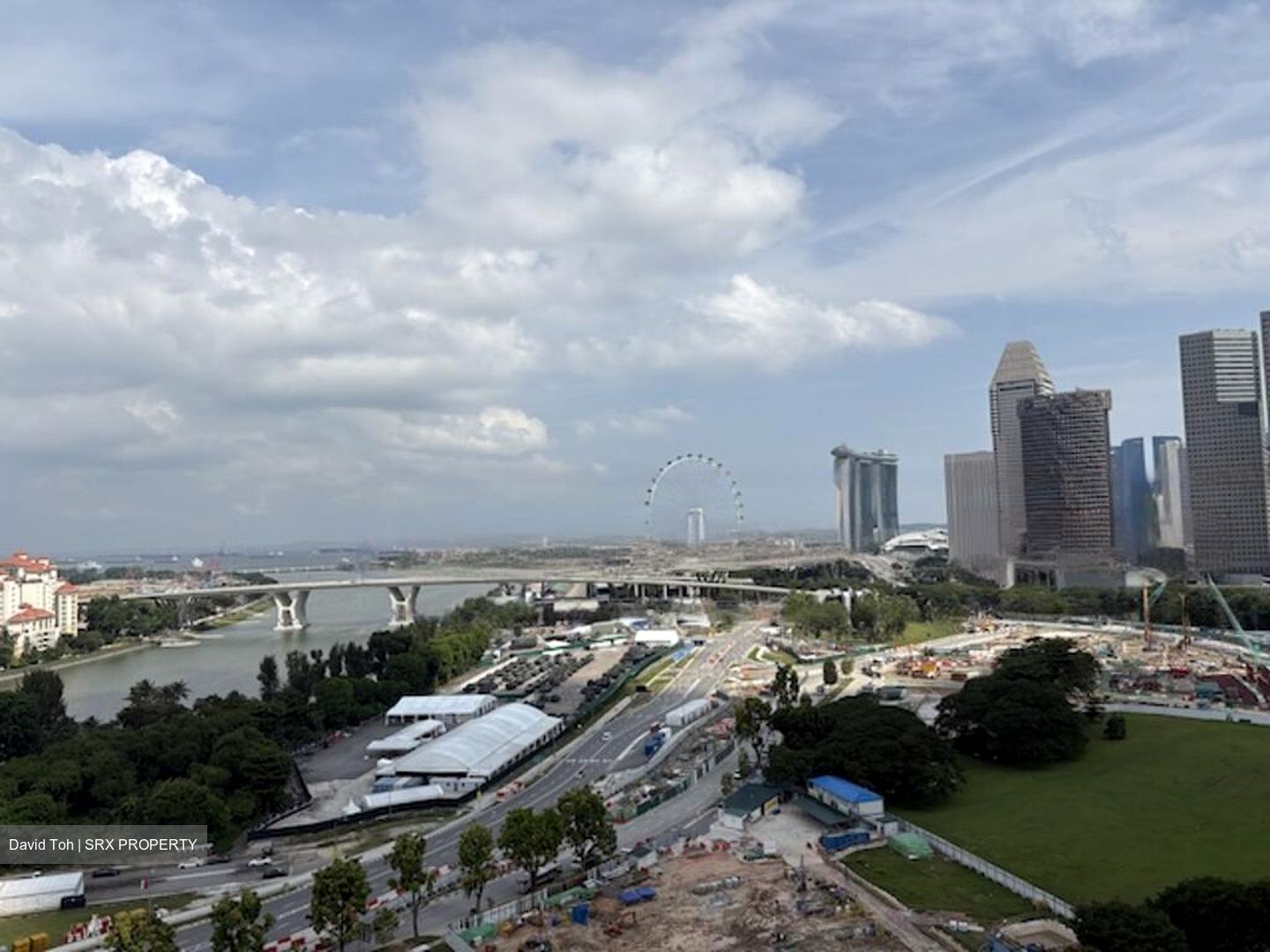 Nicoll Highway MRT (D1), Office #472638031